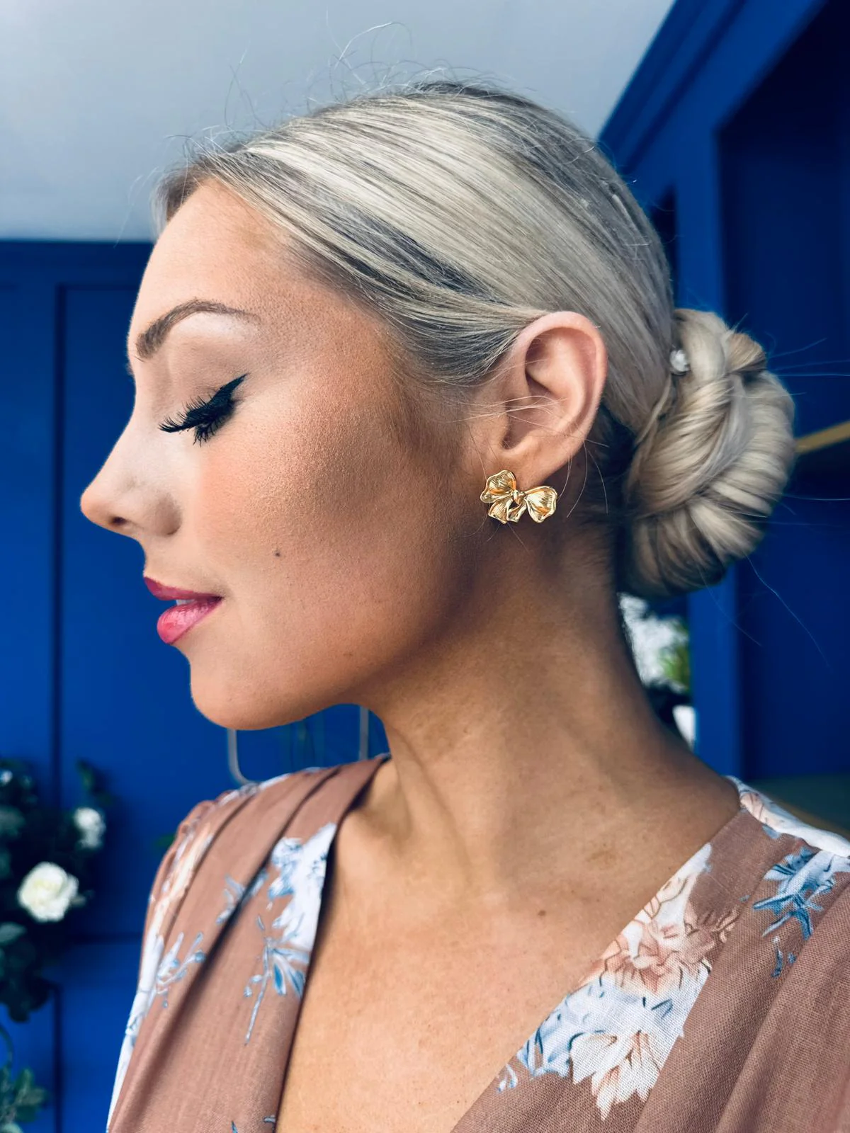 Rosie Stud Earrings Gold - Image 4
